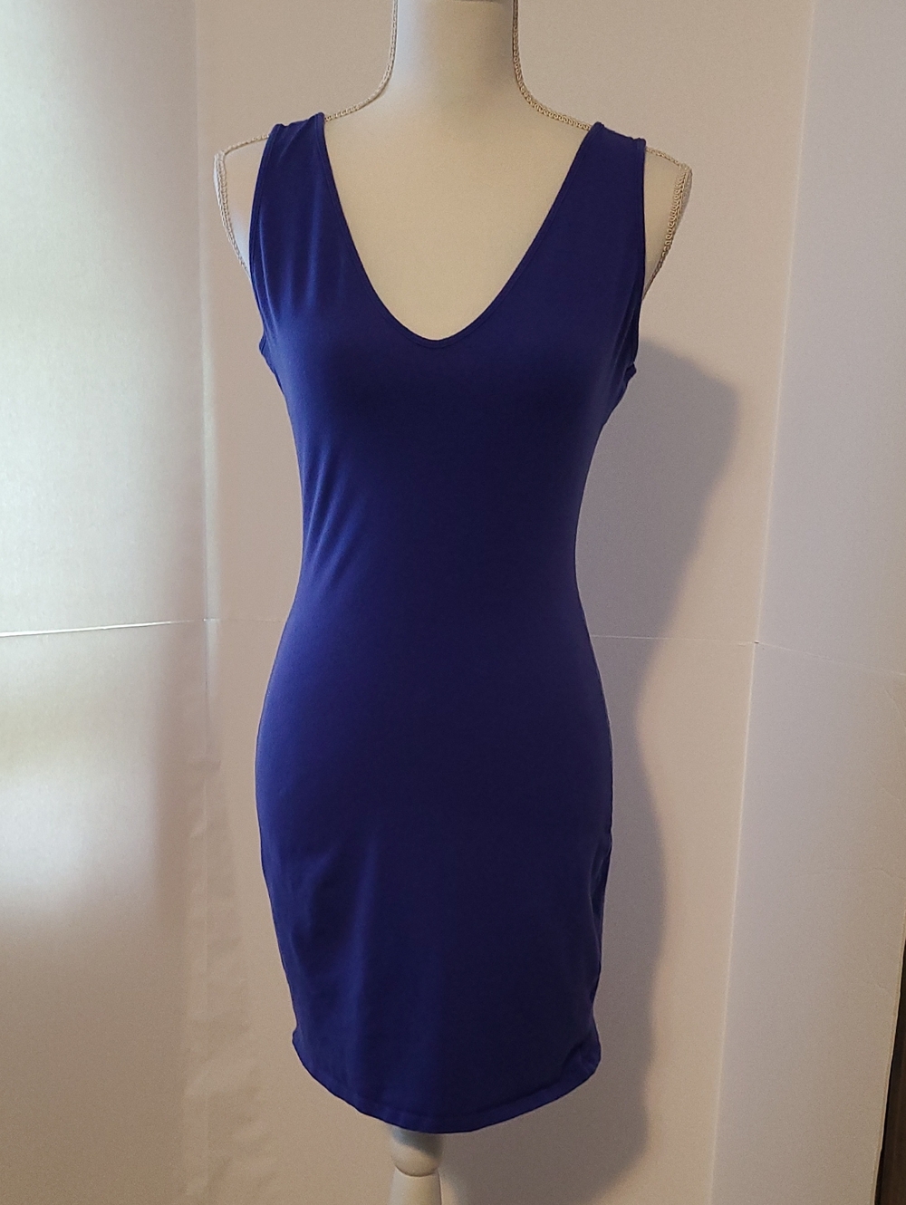 WILD FABLE ROYAL BLUE SLEEVELESS V-NECK BODYCON -FITTED-TANK- MINI -SIZE LARGE